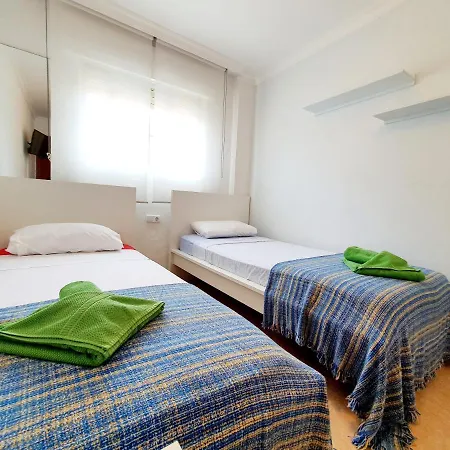 Low Cost Torreblanca Homestay *